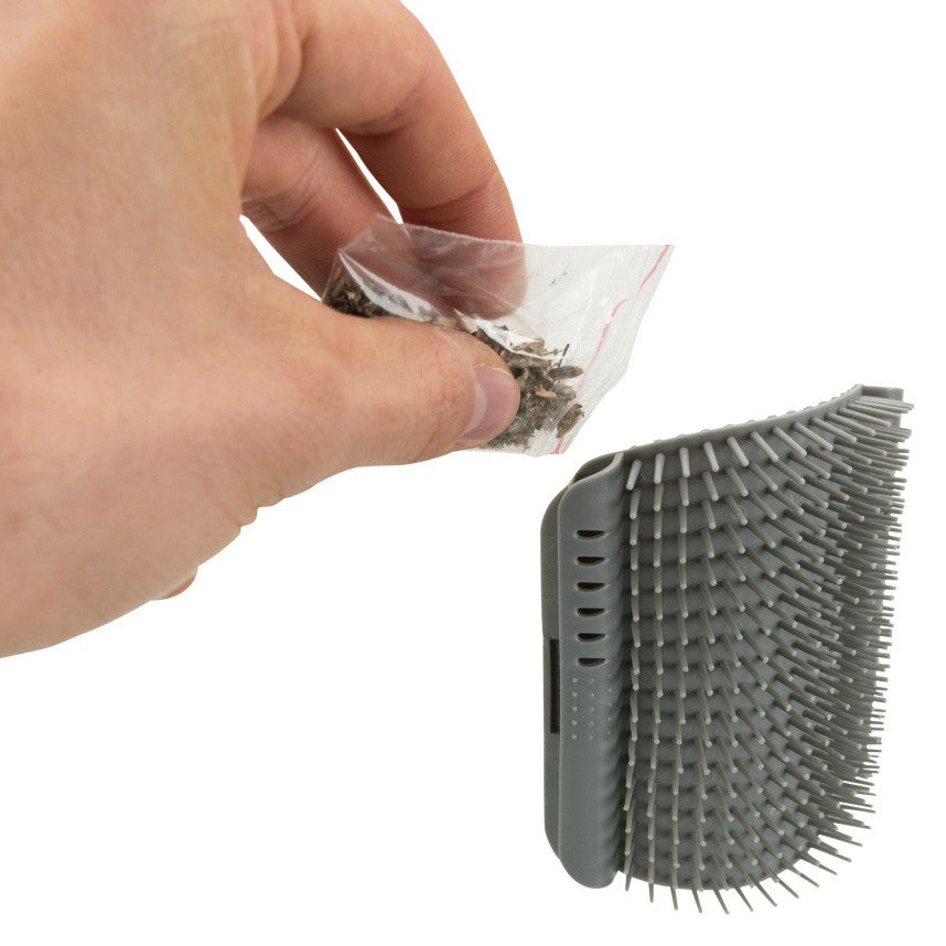 Brosse d'auto-toilettage d'angle