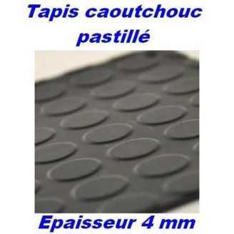 Tapis en caoutchouc antiderapant et isolant a pastilles 