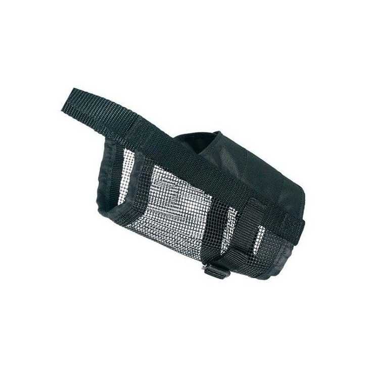 Adjustable mesh muzzle for dogs