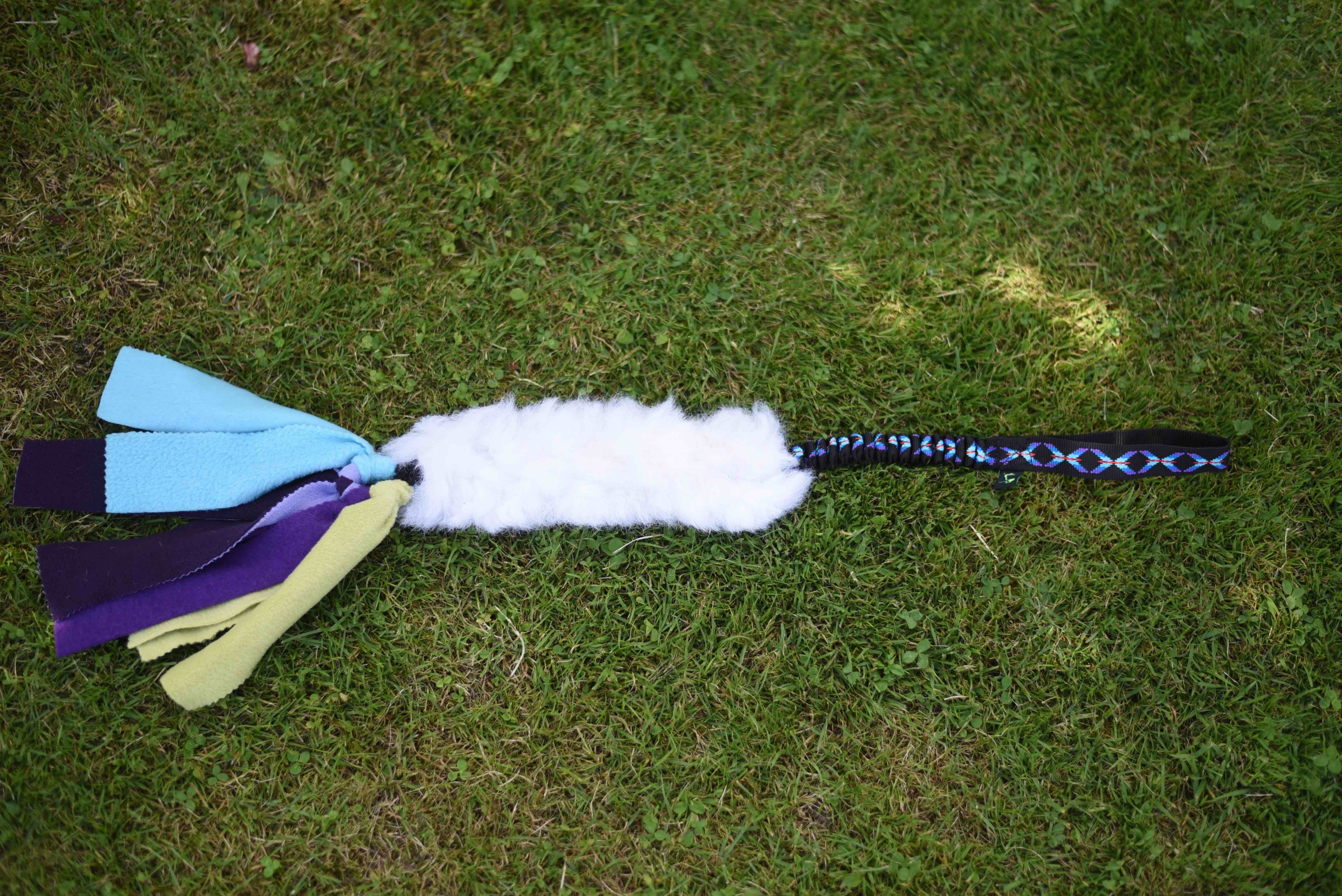 Jouet Furr avec élastique fourrure et lannières polaires